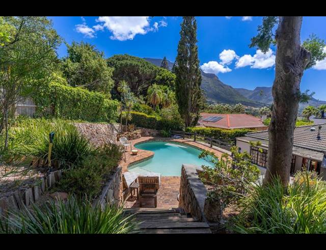 4 BEDROOM HOUSE FOR SALE IN MOUNT RHODES